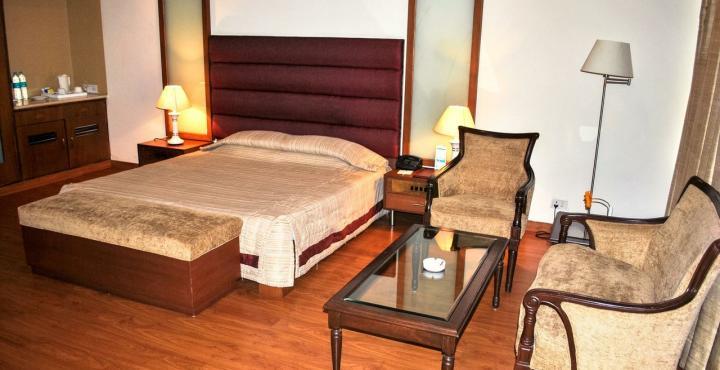 Hotel Shivalikview จัณฑีครห์ ภายนอก รูปภาพ