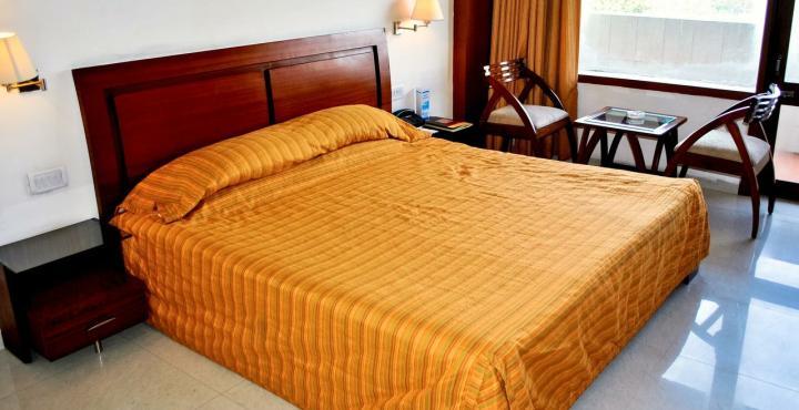 Hotel Shivalikview จัณฑีครห์ ภายนอก รูปภาพ
