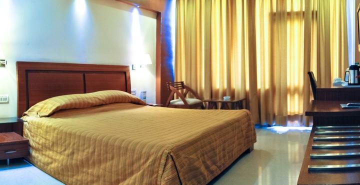 Hotel Shivalikview จัณฑีครห์ ภายนอก รูปภาพ