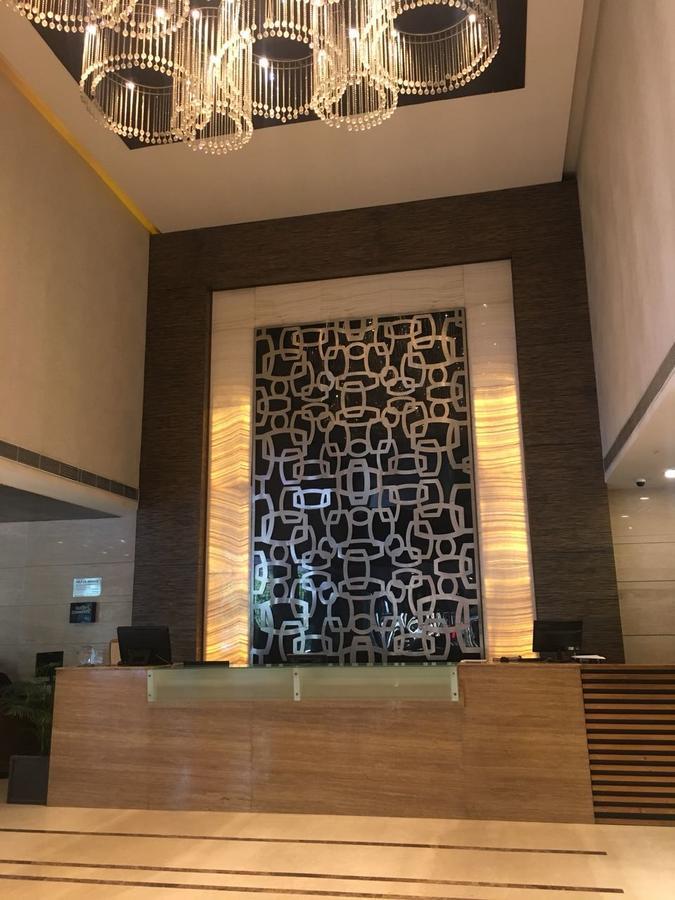 Hotel Shivalikview จัณฑีครห์ ภายนอก รูปภาพ