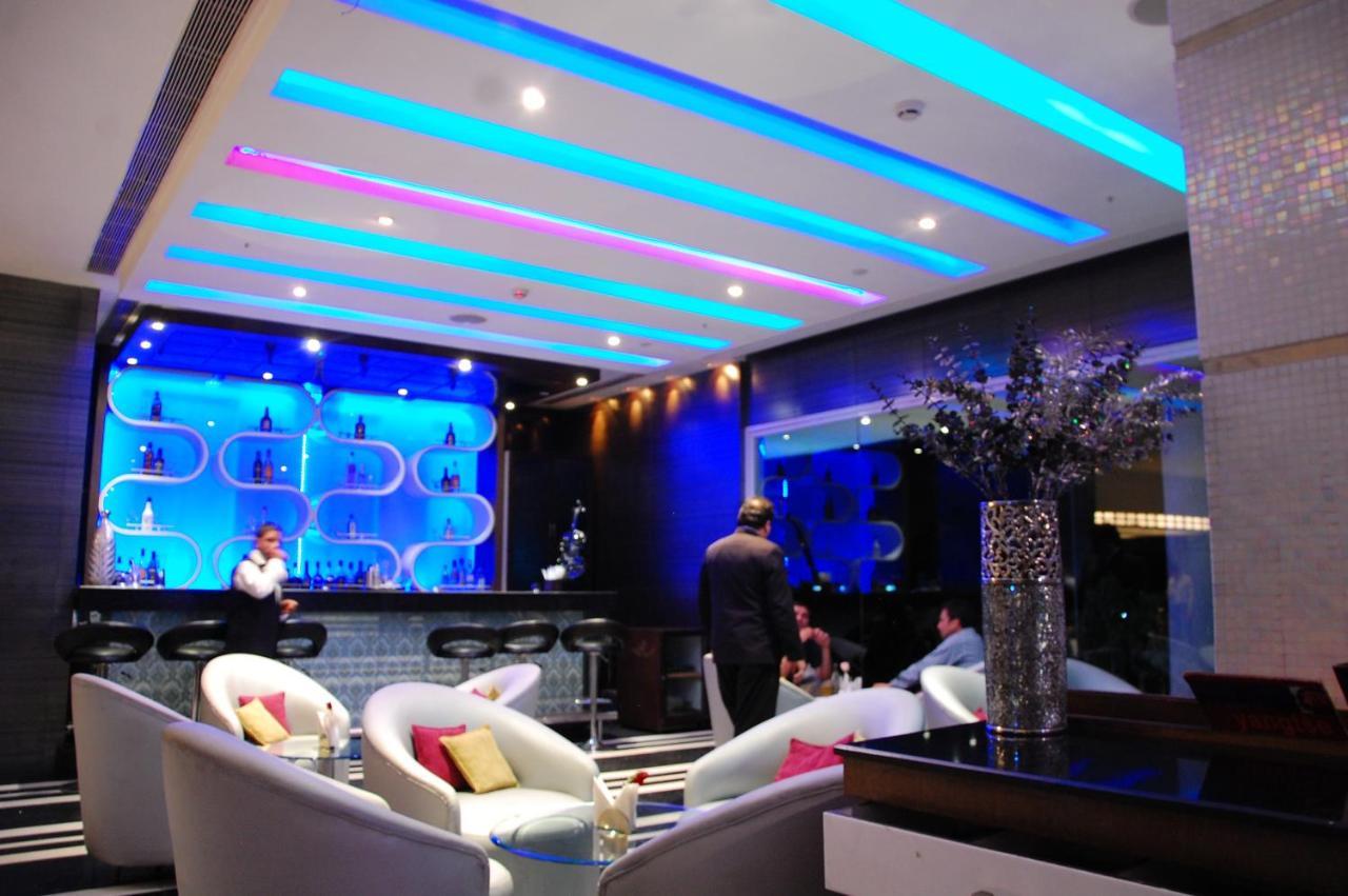 Hotel Shivalikview จัณฑีครห์ ภายนอก รูปภาพ